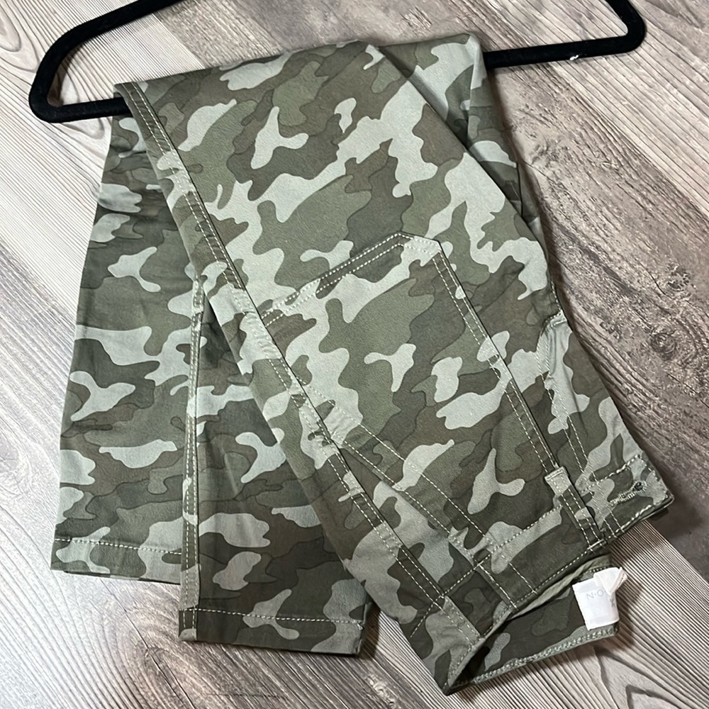 Camo Caslon Pant